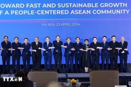 El primer ministro Pham Minh Chinh asiste al Foro del Futuro de la ASEAN 2024. (Foto: VNA)