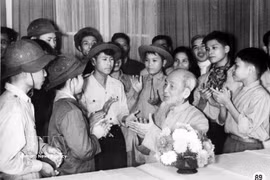 Conmemoran el 85.º aniversario de fundación de Organización de Jóvenes Pioneros Ho Chi Minh