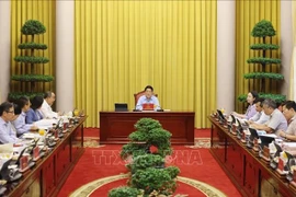 El presidente de Vietnam, Luong Cuong, sostiene una reunión de trabajo con la Oficina de la Presidencia (Fuente: VNA)