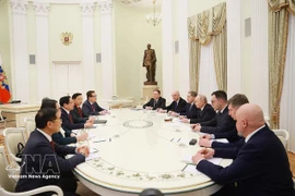 Primer ministro vietnamita se reúne con presidente ruso Vladimir Putin en Moscú