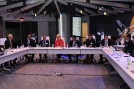 En la reunión entre la delegación vietnamita con representantes de Lockheed Martin (Fuente: VNA)