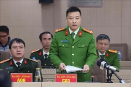 La policía de Vietnam ha iniciado oficialmente una investigación contra otros cinco ex líderes de las provincias norteñas de Phu Tho y Vinh Phuc (Fuente: VNA)