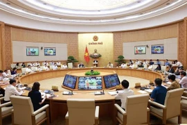 Gobierno vietnamita analiza situación socioeconómica en la primera mitad del año