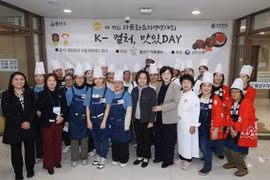 El equipo vietnamita obtuvo el primer premio en la XV Competencia Gastronómica Multicultural, organizada por el Centro Familiar Yongsan, en Seúl (Fuente: VNA)