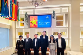 El ministro de Cultura, Deportes y Turismo de Vietnam, Nguyen Van Hung, realizó una visita de trabajo a la Organización Mundial del Turismo. (Fuente: VNA)
