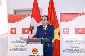 El presidente de la Asamblea Nacional de Vietnam, Tran Thanh Man, interviene en el seminario (Fuente: VNA)