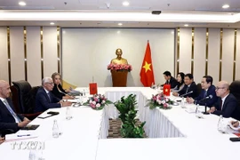 El presidente de la Asamblea Nacional, Tran Thanh Man, recibe al presidente de la Cámara de Representantes de Marruecos, Rachid Talbi El Alami, en enero de 2025. (Foto: VNA)