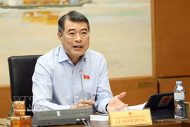 El primer ministro Le Minh Hung habla en la cita (Fuente: VNA)