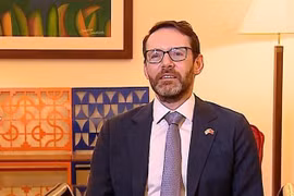 El embajador británico en Hanoi, Iain Frew (Fuente: VNA)