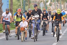 El evento “Ciclismo por el Futuro” se realizó por el Consulado General de los Países Bajos en Ciudad Ho Chi Minh (Fuente: nhandan.vn)