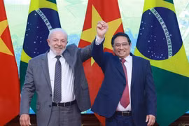 El primer ministro vietnamita, Pham Minh Chinh,se reúne con el presidente brasileño, Luiz Inácio Lula da Silva (Fuente: VNA)