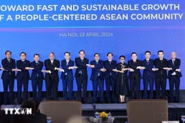 El premier vietnamita Pham Minh Chinh asiste al Foro del Futuro de la ASEAN (Fuente: VNA)