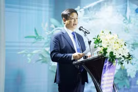 El vicepresidente permanente del Comité Popular municipal, Nguyen Thanh Binh, habla en la cita (Fuente: VNA)