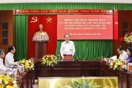 El presidente de la Asamblea Nacional de Vietnam, Tran Thanh Man, habla en el evento (Fuente: VNA)