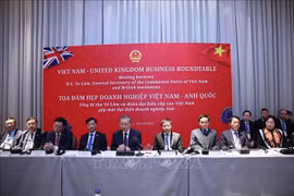 El secretario general del Partido Comunista de Vietnam, To Lam (centro), habla en el evento (Fuente: VNA)