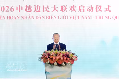 El secretario general del Partido Comunista de Vietnam y presidente del Estado, To Lam, pronuncia un discurso en la ceremonia de apertura del Festival Popular Fronterizo Vietnam–China. (Foto: VNA)