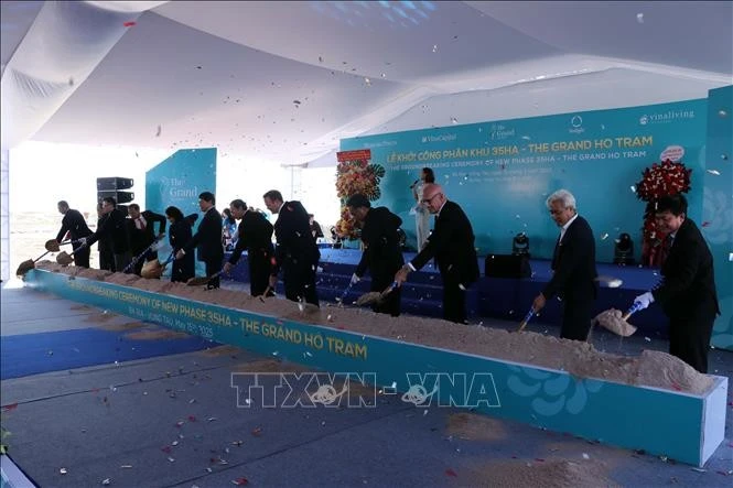 En la ceremonia (Fuente: VNA)