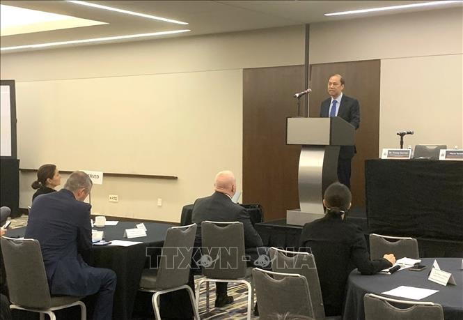 El embajador de Vietnam en Estados Unidos, Nguyen Quoc Dung, habla en el evento (Fuente: VNA)