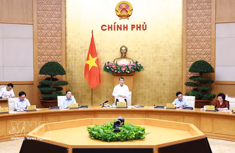 El primer ministro de Vietnam, Le Minh Hung, preside la cita (Fuente: VNA)