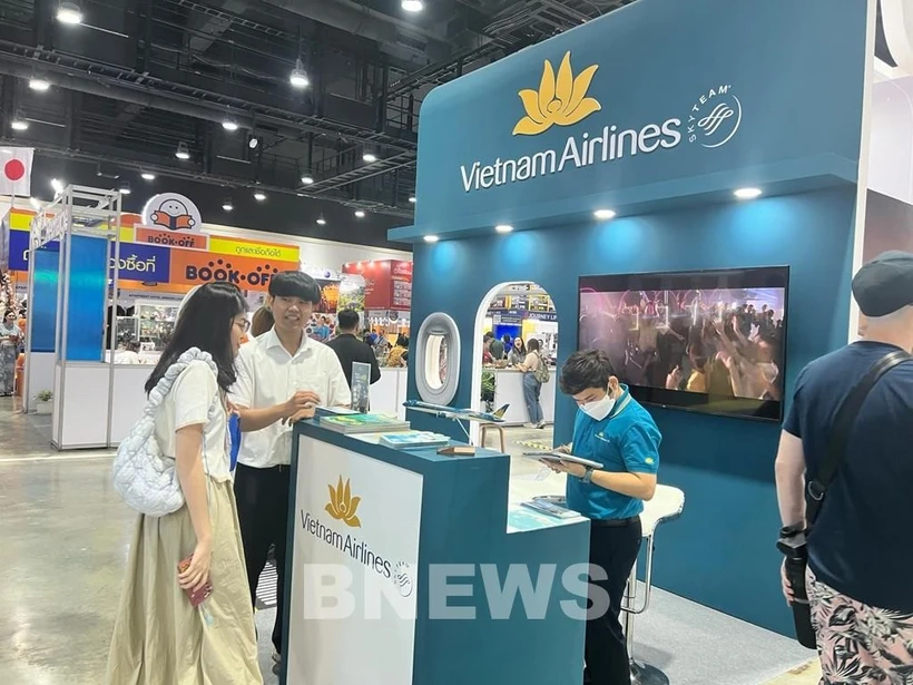 El stand de Vietnam Airlines en la feria (Fuente: VNA)