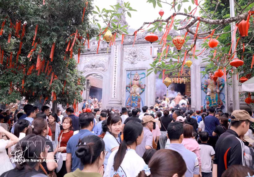 Visitantes en el festival (Fuente: VNA)