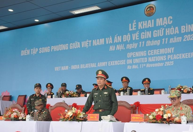 El coronel general Phung Si Tan, subjefe del Estado Mayor del Ejército Popular de Vietnam en la cita (Fuente: VNA)