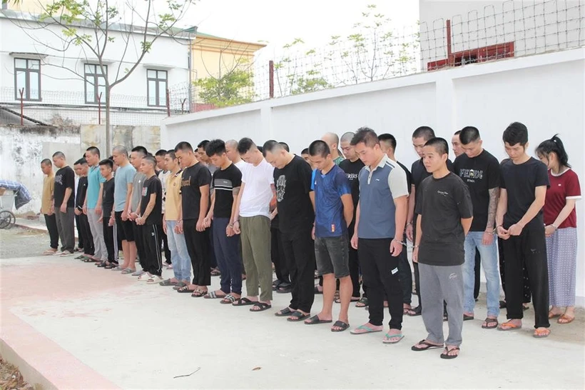 La policía de la provincia vietnamita de Nghe An arresta a cerca de 100 personas implicadas en una red criminal con base en Myanmar y Filipinas (Fuente: VNA)