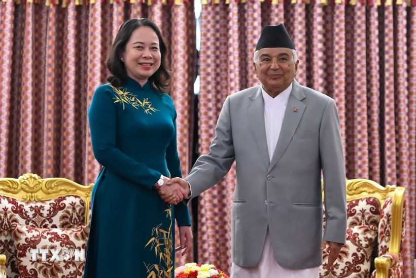 La vicepresidenta de Vietnam, Vo Thi Anh Xuan, se reúne con el presidente de Nepal, Ram Chandra Poudel (Fuente: VNA)