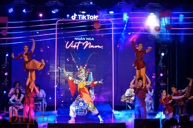 TikTok colabora en la campaña "Melodías Vietnamitas", contribuyendo a la difusión de la identidad cultural vietnamita y a la promoción turística en plataformas digitales. (Fuente: Departamento de Turismo de Ciudad Ho Chi Minh)