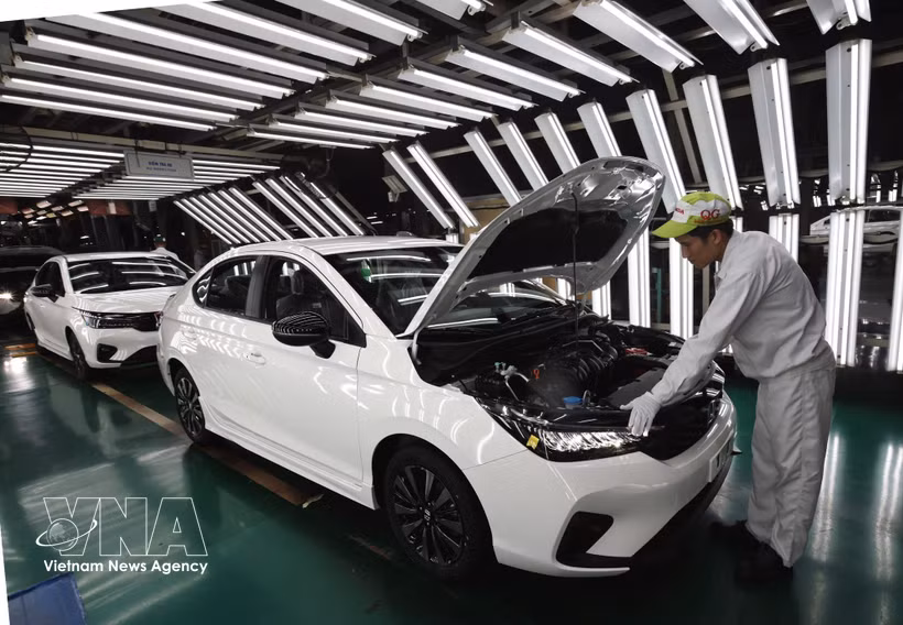 Producción de automóviles en la fábrica de Honda Vietnam, barrio de Vinh Phuc, provincia de Phu Tho. Foto: VNA