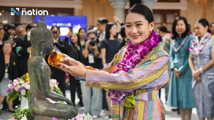 El primer ministro tailandés, Paetongtarn Shinawatra, en la ceremonia de lanzamiento (Foto: Nation Thailand)