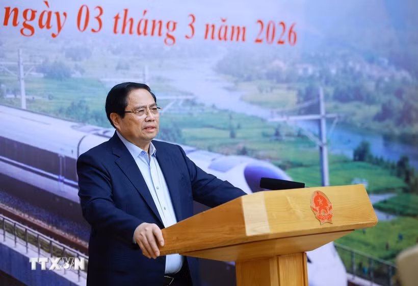 El primer ministro de Vietnam, Pham Minh Chinh, habla en la cita (Fuente: VNA)