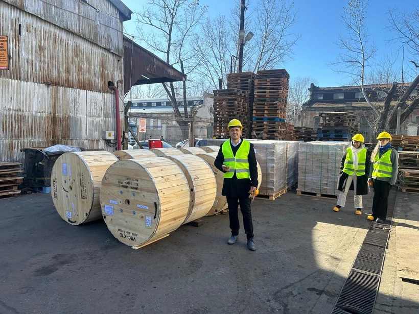 Primer lote de equipos de telecomunicaciones que incluye cables de fibra óptica, accesorios y equipos de infraestructura exportado por el Grupo Viettel a Argentina (Fuente: VNA)