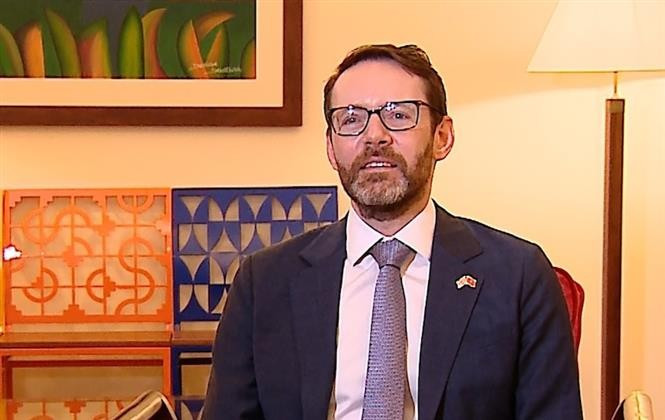 El embajador británico en Hanoi, Iain Frew (Fuente: VNA)