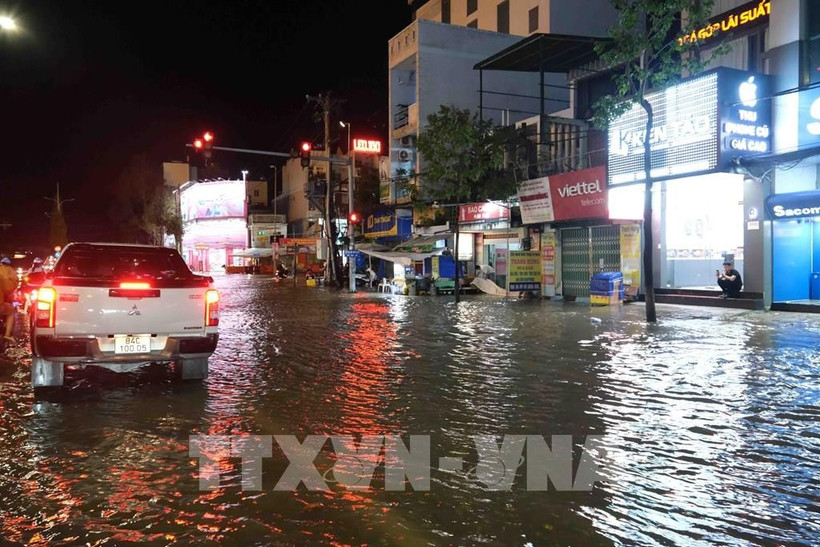 La ciudad de Can Tho se enfrenta a la marea alta más grave de los últimos años. Foto: VNA