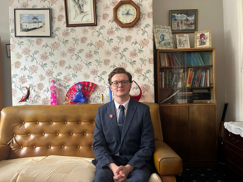 El académico británico, Kyril Whittaker. (Fuente: VNA)