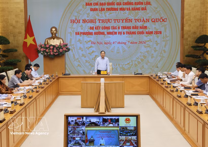 El viceprimer ministro permanente Pham Gia Tuc habla en la cita (Fuente: VNA)