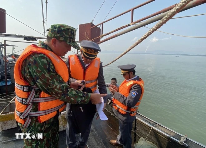 Autoridades de la provincia centrovietnamita de Thanh Hoa intensifica las acciones en la lucha contra la pesca ilegal, no declarada y no reglamentada (Fuente: VNA)