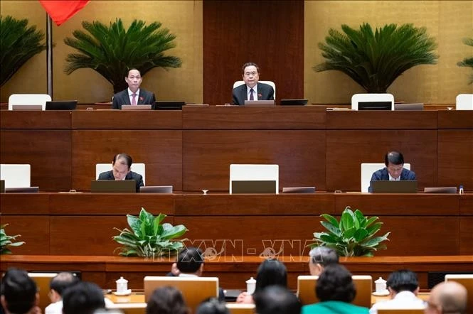 En una sesión de la Asamblea Nacional de Vietnam (Fuente: VNA)