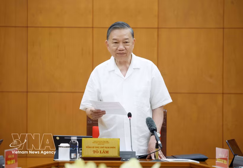 El secretario general del Partido Comunista de Vietnam y presidente del Estado, To Lam, habla en la cita. (Fuente: VNA)