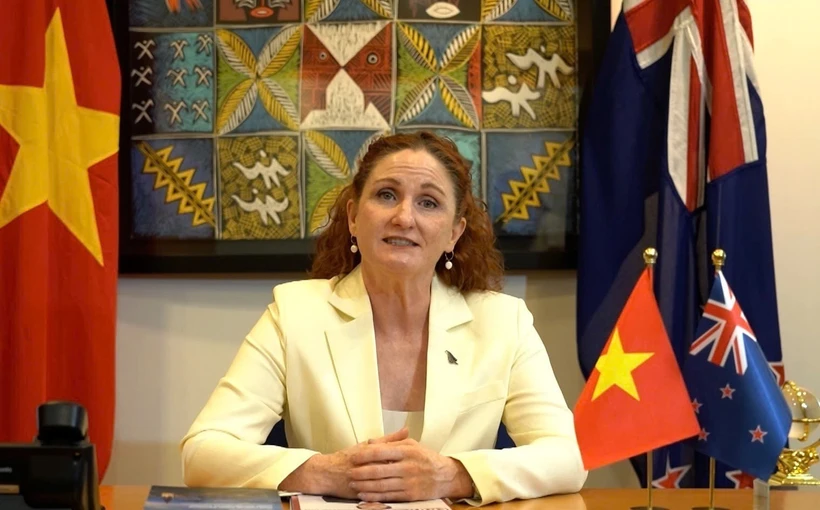 La embajadora de Nueva Zelanda en Hanoi, Caroline Beresford (Fuente: VNA)