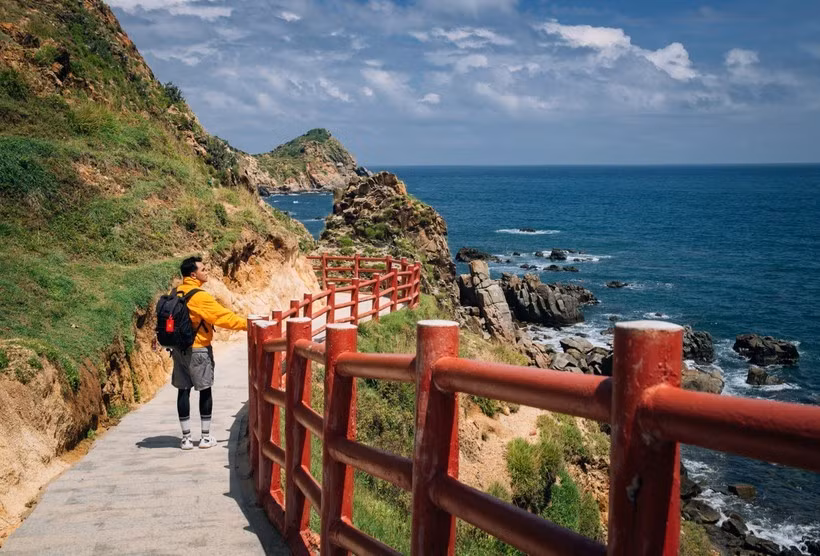 Las vacaciones en la playa también son una opción popular para la mayoría de los vietnamitas durante el feriado del 30 de abril. (Foto ilustrativa: Vietnam+)