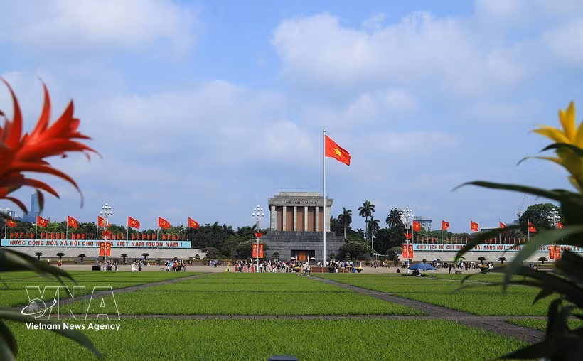 El mausoleo de Ho Chi Minh es una atracción turística popular. Foto: VNA