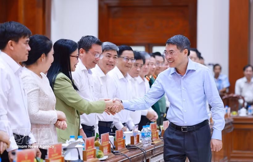 El primer ministro vietnamita, Le Minh Hung, participa en la cita (Fuente: VNA)