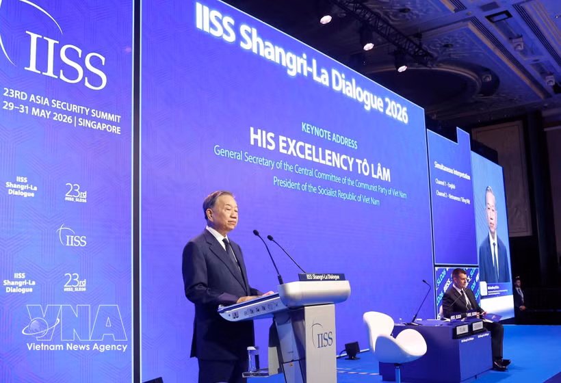 El secretario general del Partido Comunista de Vietnam y presidente del país, To Lam, pronuncia un discurso de apertura en el XXIII Diálogo de Shangri-La (Fuente: VNA)