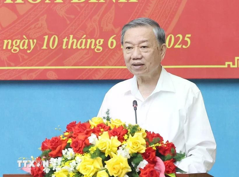 El secretario general del Partido Comunista de Vietnam (PCV), To Lam, habla en la cita (Fuente: VNA)