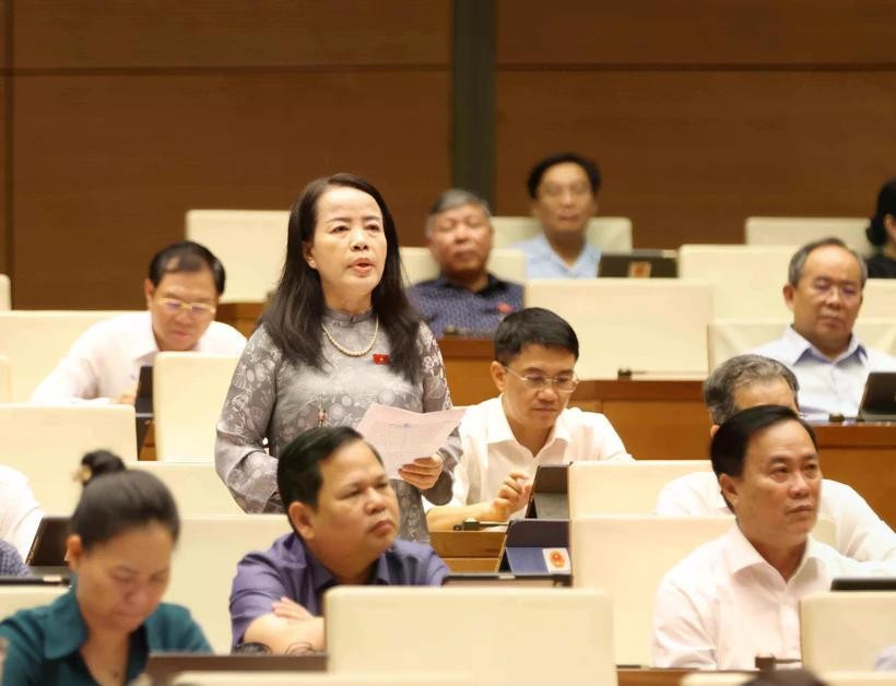 En una sesión de la Asamblea Nacional de Vietnam (Fuente: VNA)