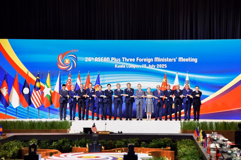 Delegados en la reunión ministerial ASEAN+3 (Foto: VNA)