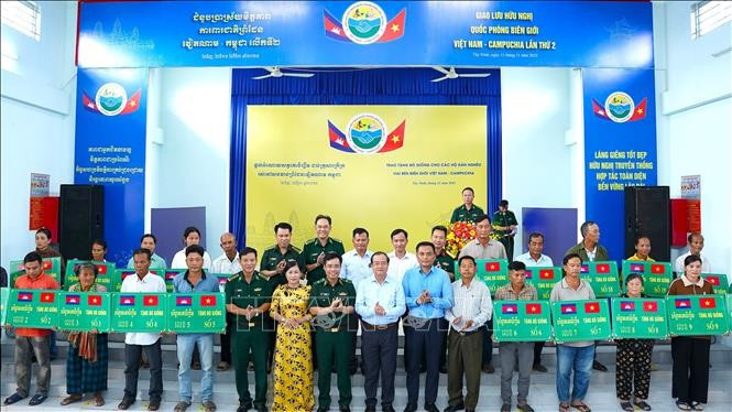 En la cita (Fuente: VNA)