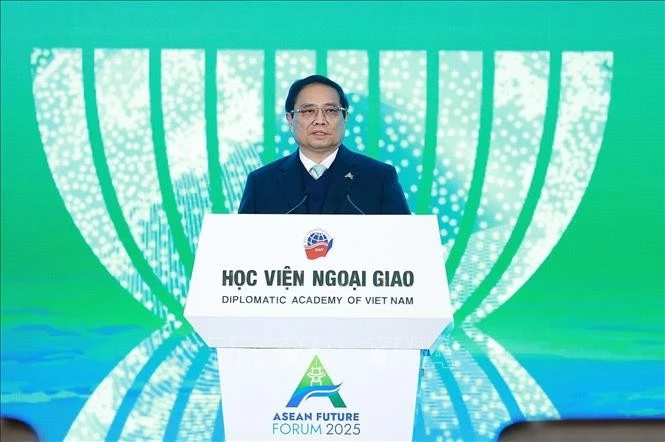 El primer ministro de Vietnam, Pham Minh Chinh, habla en la sesión inaugural del Foro (Fuente: VNA)